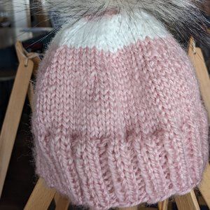 knit baby hat with pom!